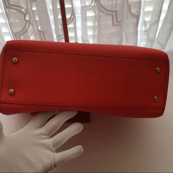 Kate Spade Coral Tote - Picture 11 of 17